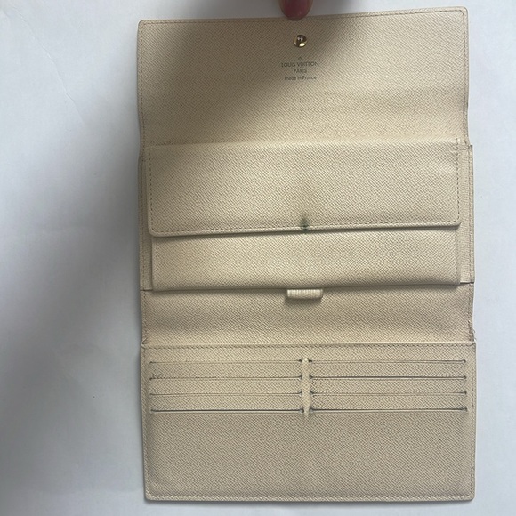Authentic Louis Vuitton International Wallet Damier Azur - Picture 5 of 9